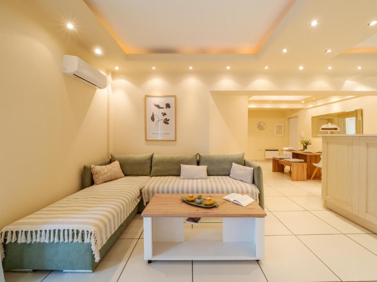 Aura Elegant Apartment Near Garitsa Bay Análipsis المظهر الخارجي الصورة