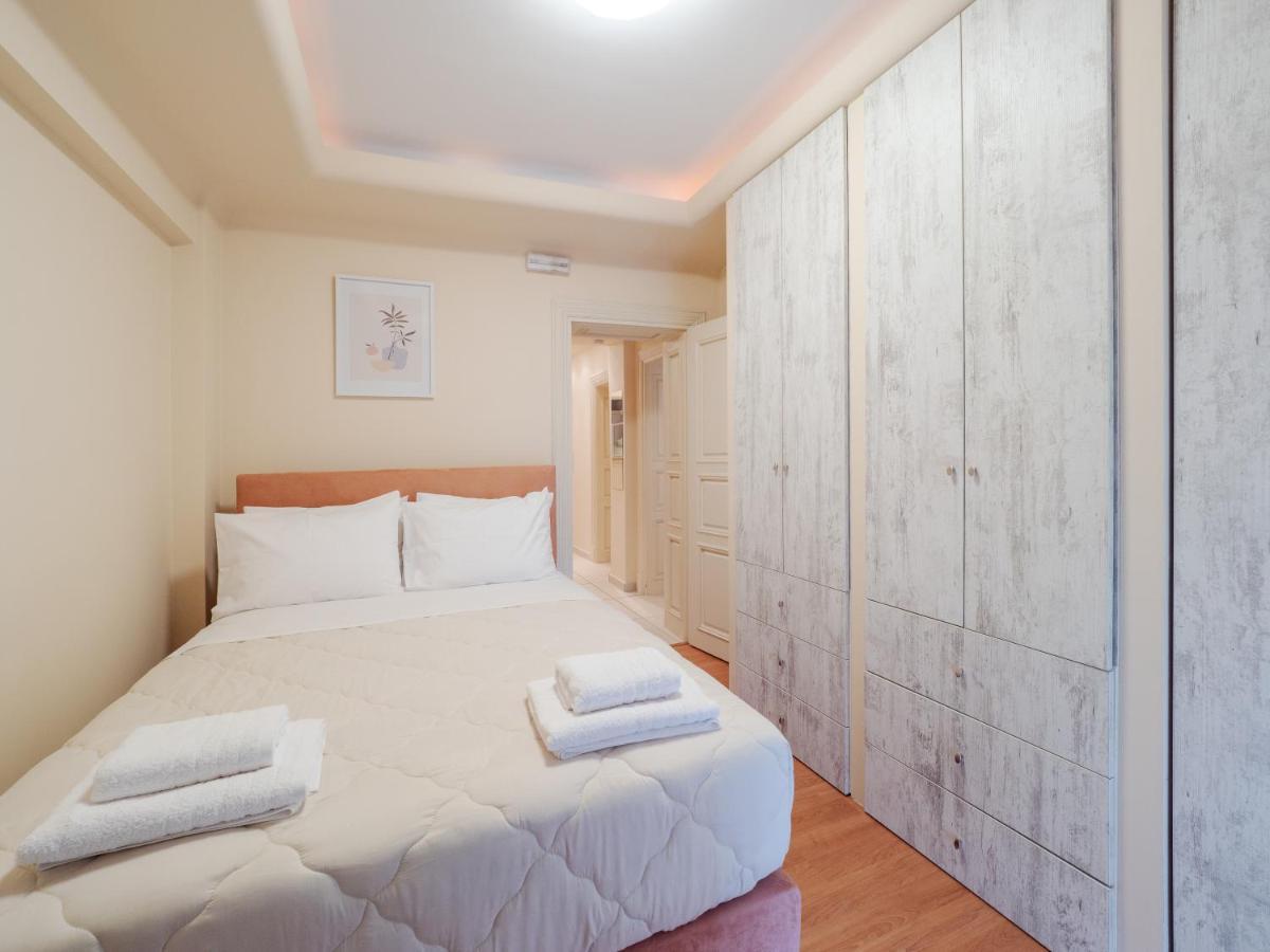 Aura Elegant Apartment Near Garitsa Bay Análipsis المظهر الخارجي الصورة
