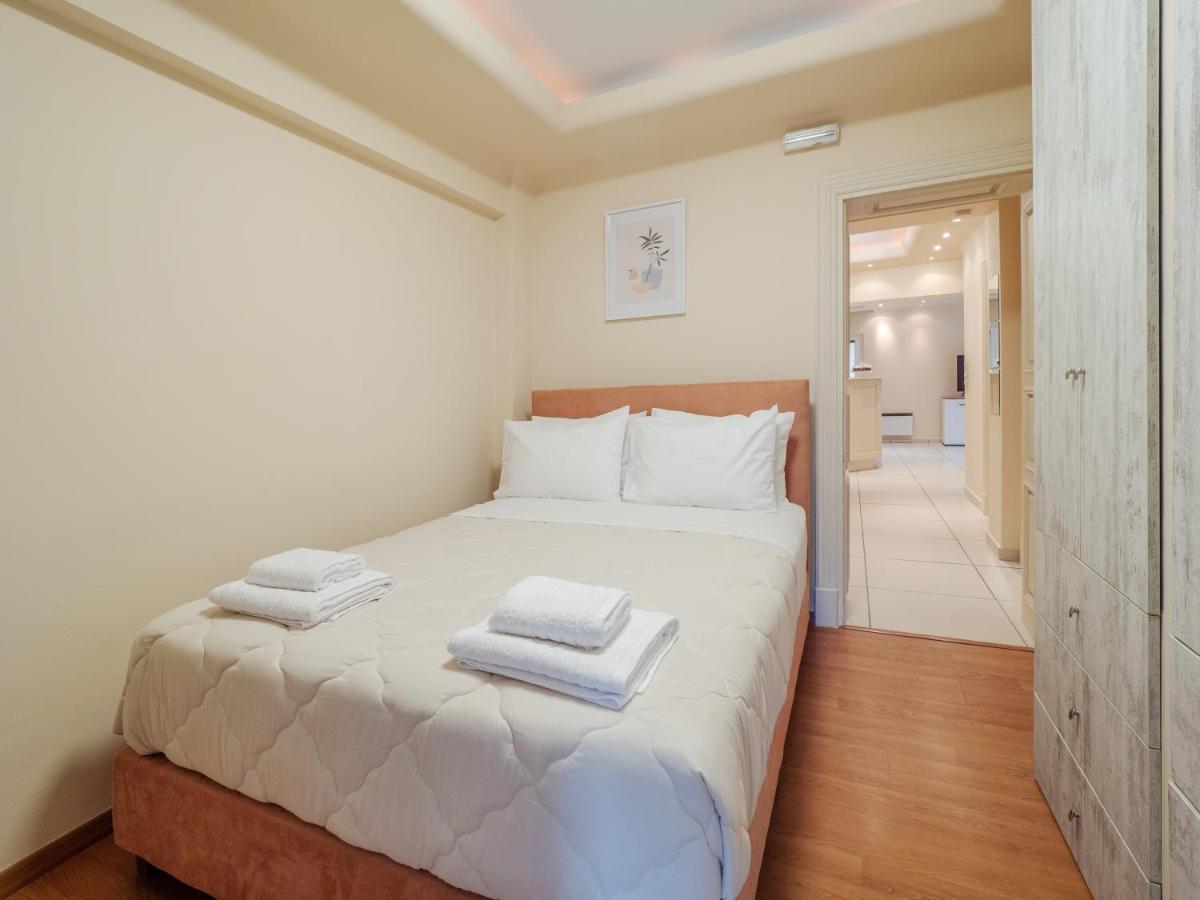 Aura Elegant Apartment Near Garitsa Bay Análipsis المظهر الخارجي الصورة